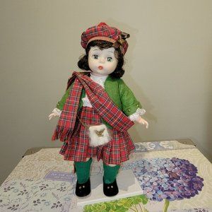 Madame Alexander 8" doll - Scotland